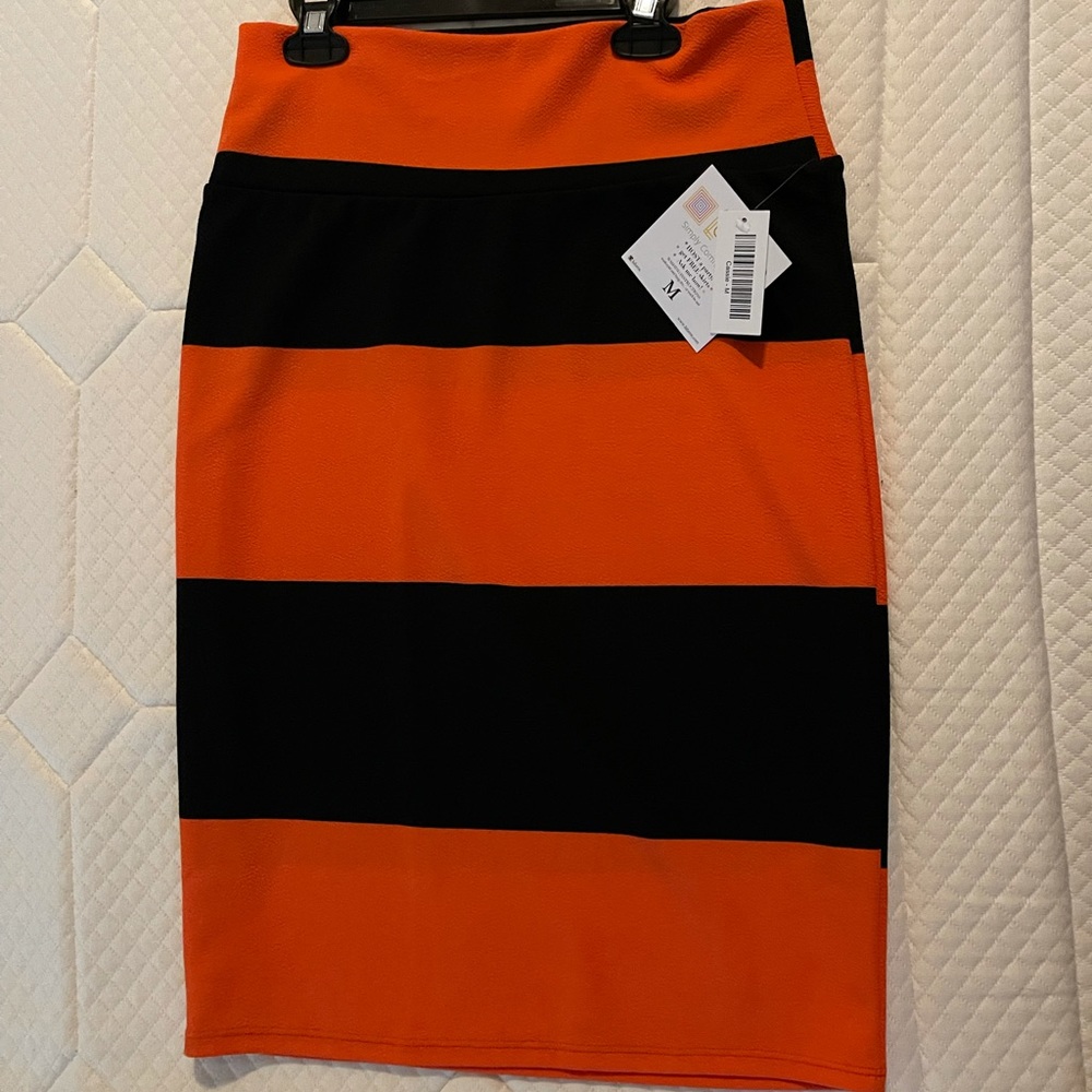 LuLaRoe Cassie skirt
